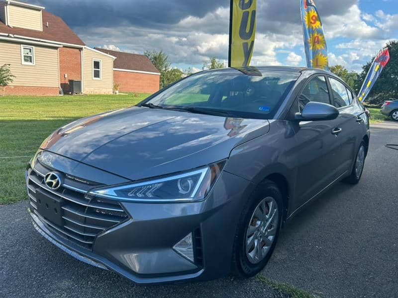 2019 Hyundai Elantra SE