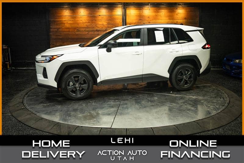 2026 Toyota RAV4 LE, photo 1 of 11