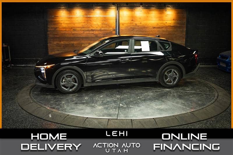 2025 Kia K4 LXS, photo 1 of 11