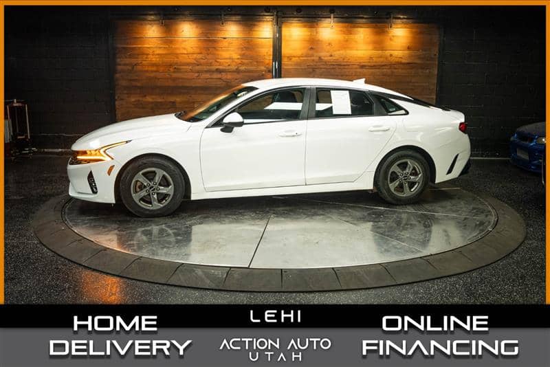2022 Kia K5 LXS, photo 1 of 11