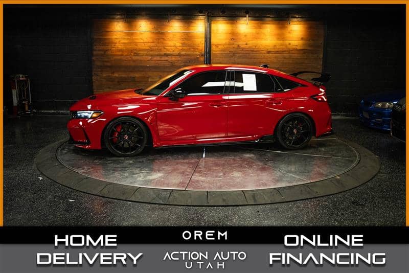 2025 Honda Civic Type R, photo 1 of 11