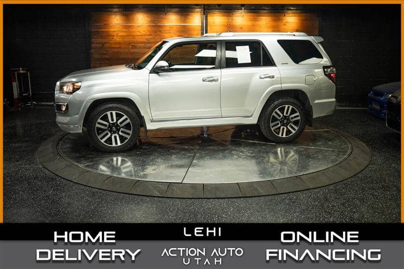 2014 Toyota 4Runner Limited, photo 1 of 11