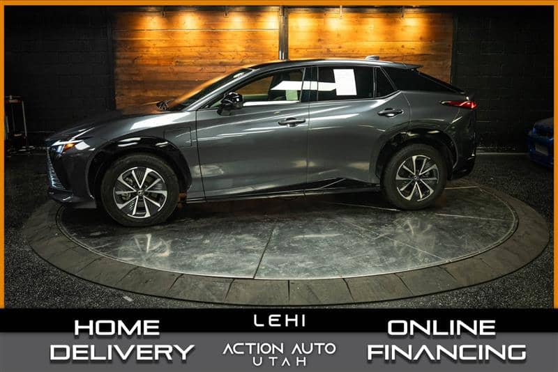 2023 Lexus RZ 450e, photo 1 of 11