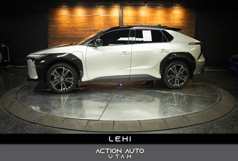 2024 Toyota bZ4X XLE/Limited, photo 1 of 11