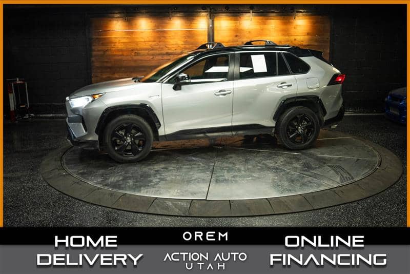 2020 Toyota RAV4 Hybrid XSE, photo 1 of 11