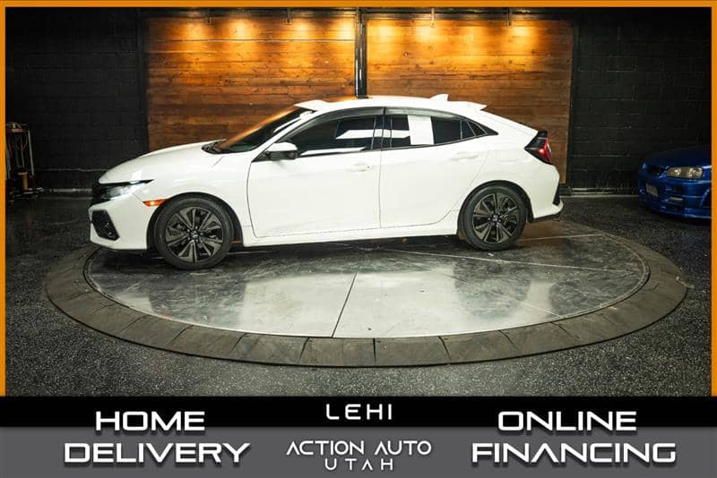 2017 Honda Civic EX, photo 1 of 11