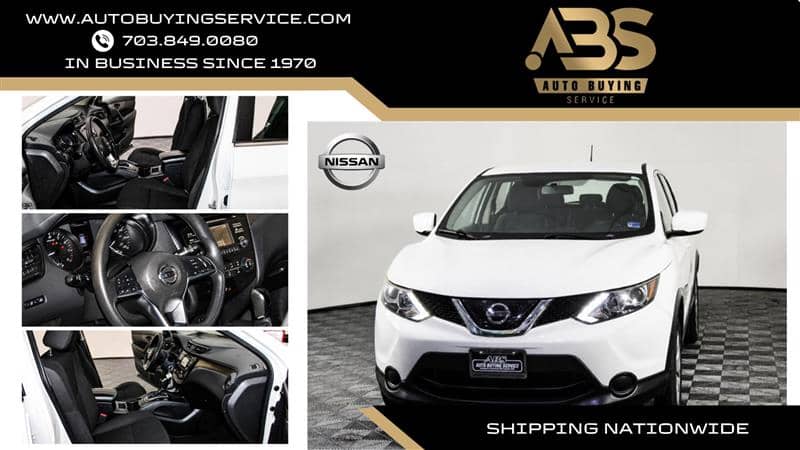 2018 Nissan Rogue Sport S, photo 1 of 11