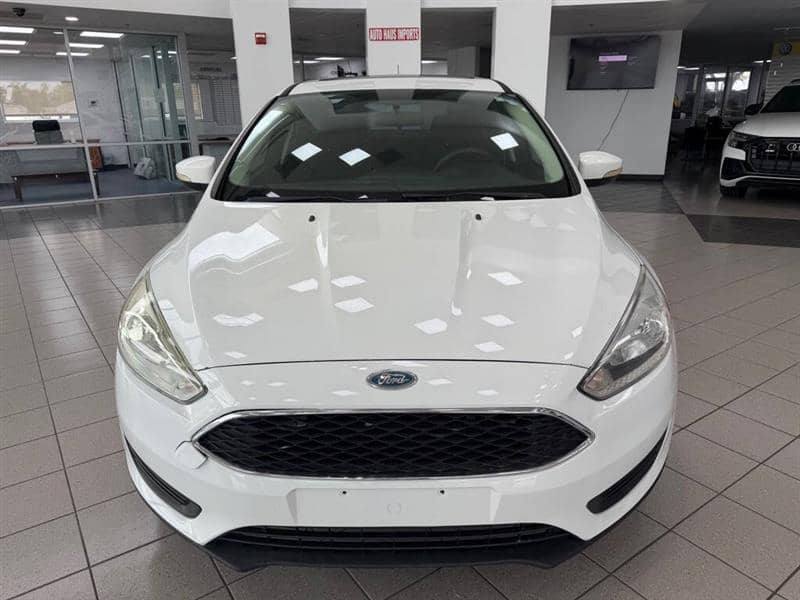 2018 Ford Focus SEL 4dr Sedan, photo 1 of 11