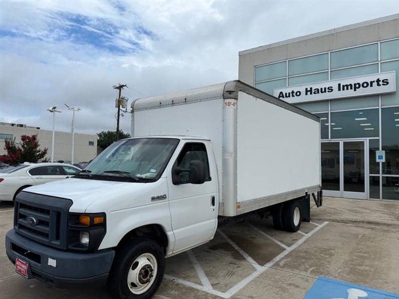 2017 Ford E-Series E-350 SD, photo 1 of 11