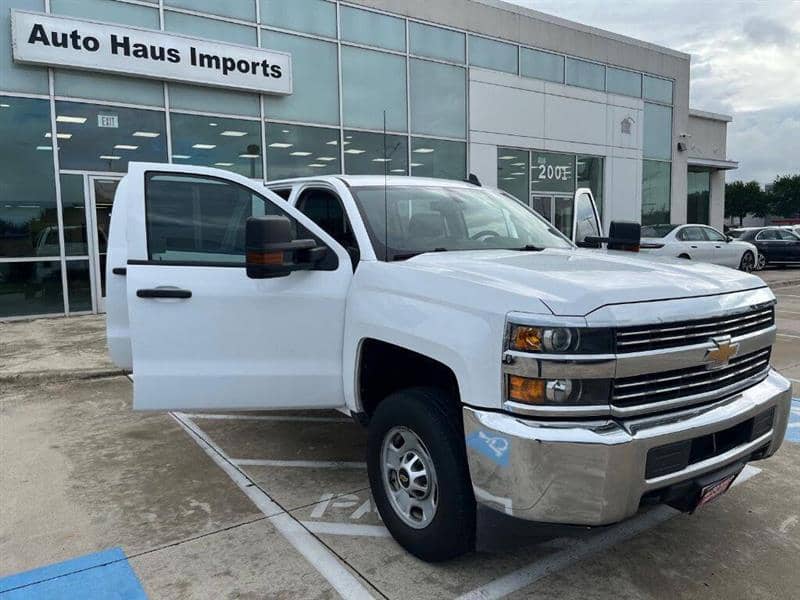 2018 Chevrolet Silverado 2500HD Work Truck 4x2 4dr Crew Cab, photo 1 of 11