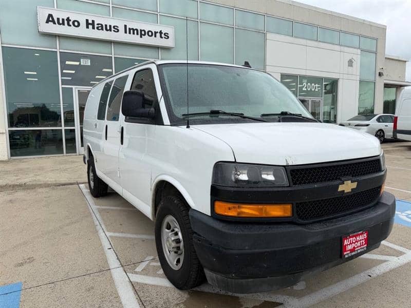 2022 Chevrolet Express 2500 3dr Cargo Van, photo 1 of 11