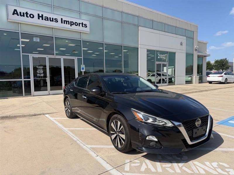 2019 Nissan Altima 2.5 SL 4dr Sedan, photo 1 of 11