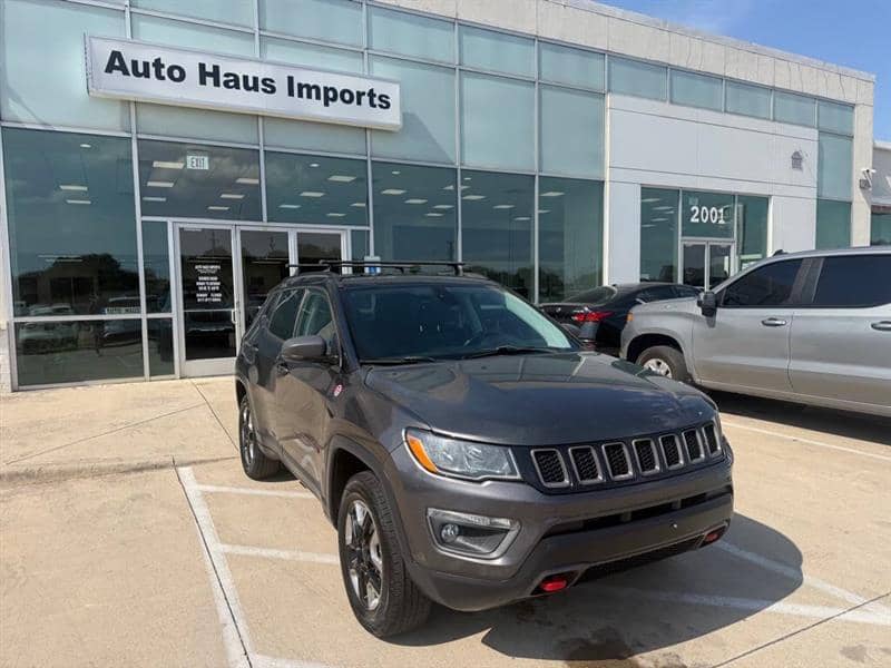 2017 Jeep Compass Trailhawk 4x4 4dr SUV (midyear Release), photo 1 of 11