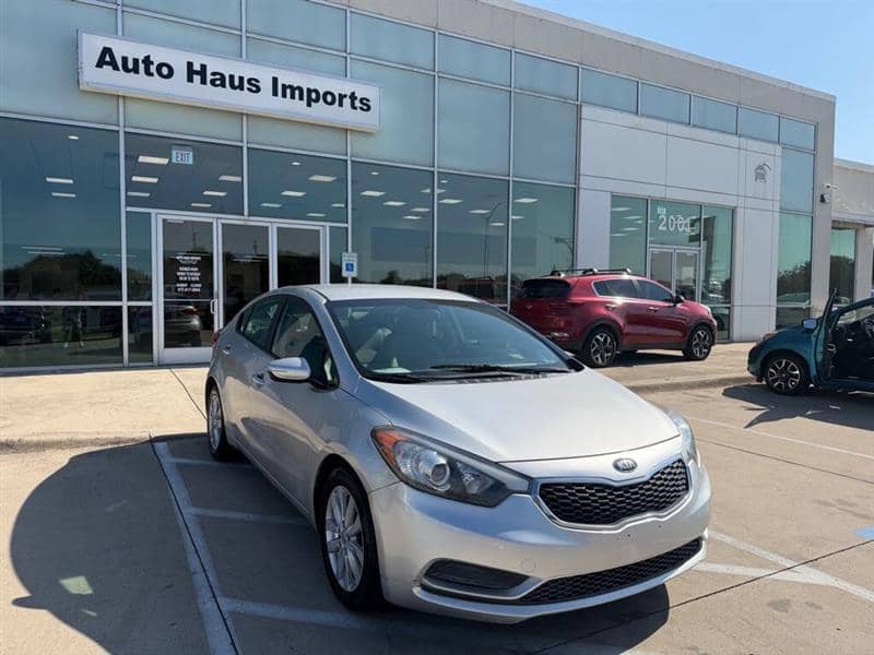 2014 Kia Forte LX 4dr Sedan 6A, photo 1 of 11