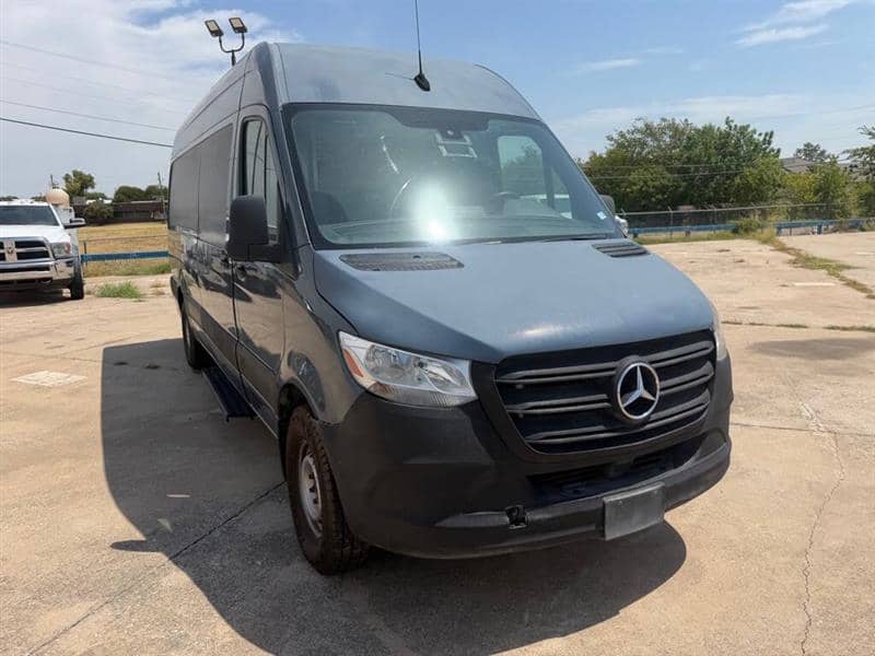 2019 Mercedes-Benz Sprinter 2500 4x2 3dr 170 in. WB High Roof Cargo Van (3.0L V6), photo 1 of 11