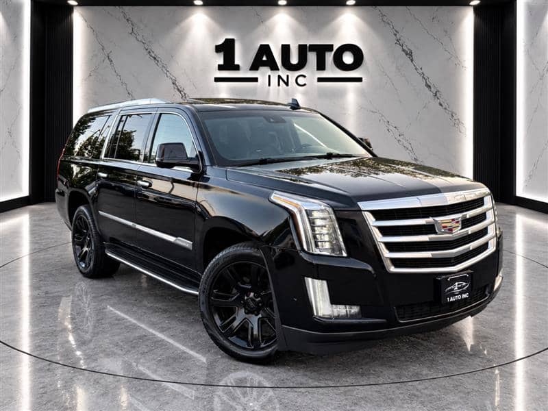 2017 Cadillac Escalade ESV 4WD Luxury, photo 1 of 11