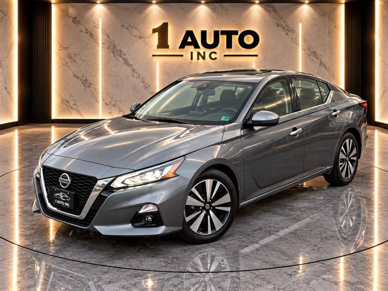 2019 Nissan Altima 2.5 SV, photo 1 of 11