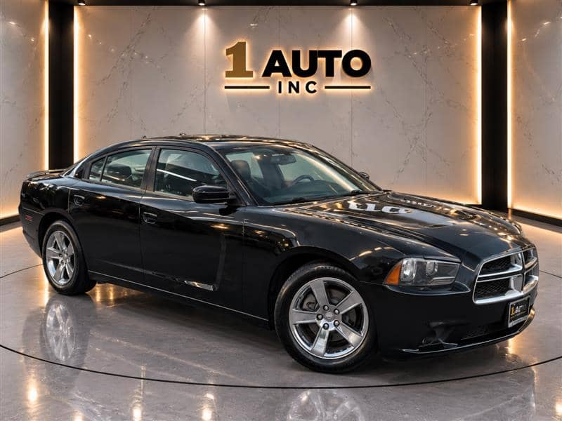 2012 Dodge Charger SXT, photo 1 of 11