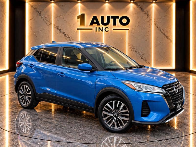 2021 Nissan Kicks SV, photo 1 of 11