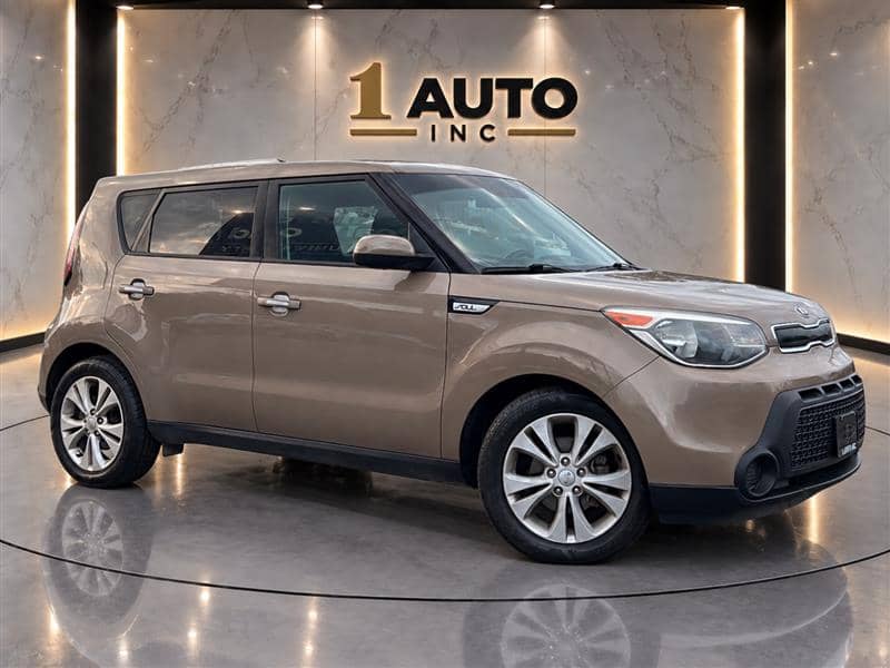 2015 Kia Soul, photo 1 of 11