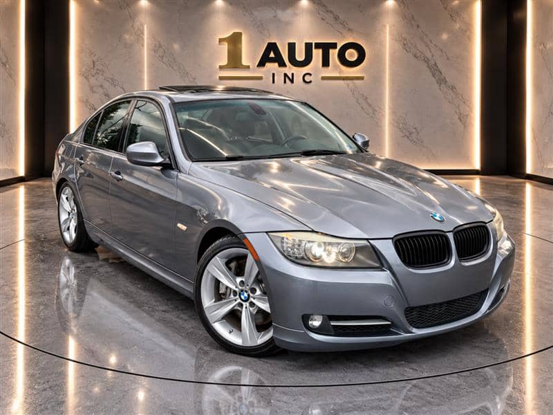 2011 BMW 3 Series 335i, photo 1 of 11