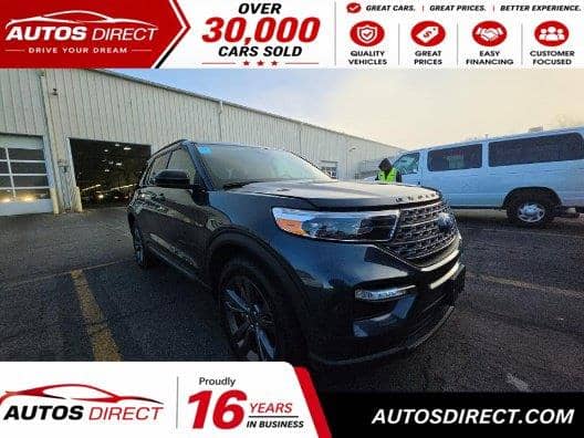 2023 Ford Explorer XLT, photo 1 of 7