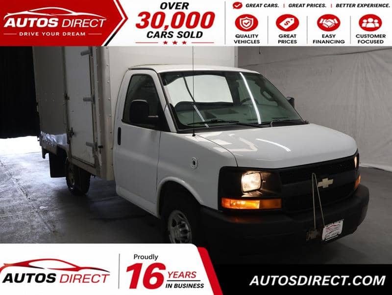 2017 Chevrolet Express, photo 1 of 11