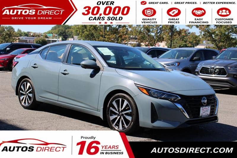 2024 Nissan Sentra SV, photo 1 of 11