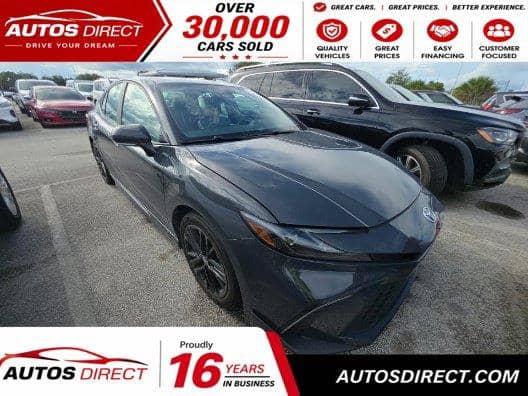 2025 Toyota Camry, photo 1 of 3