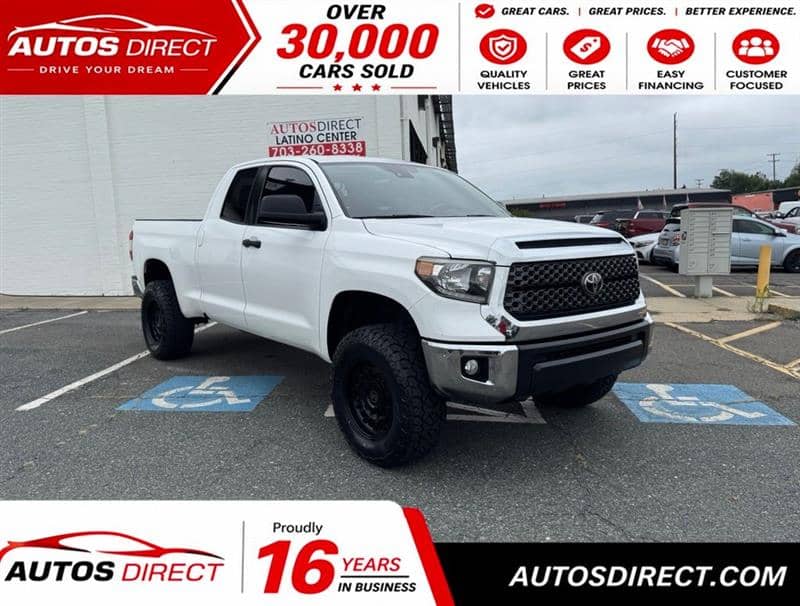 2020 Toyota Tundra SR5, photo 1 of 11
