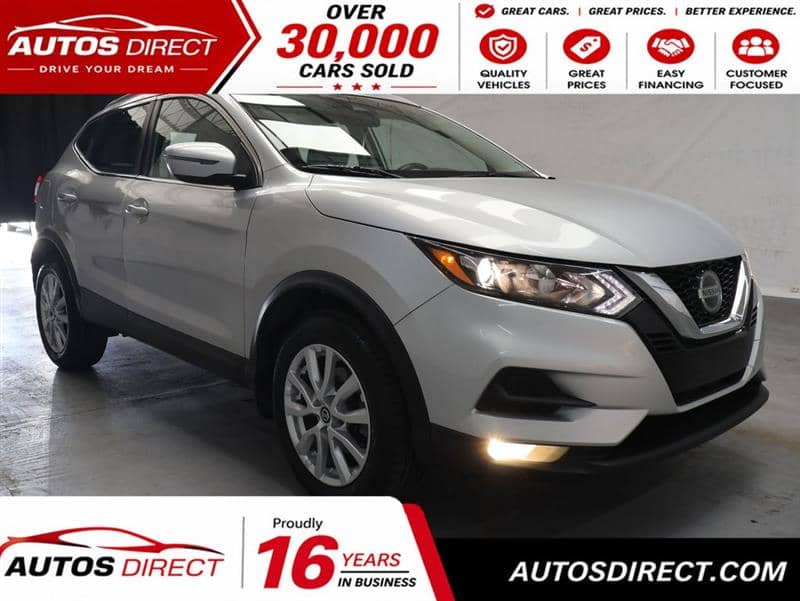 2020 Nissan Rogue Sport SV, photo 1 of 11