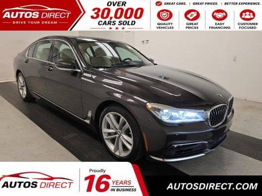 2017 BMW 7 Series 750i, photo 1 of 8