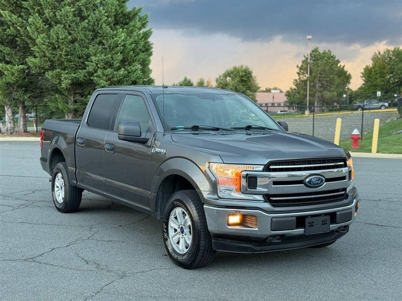 2018 Ford F-150 XLT, photo 1 of 11
