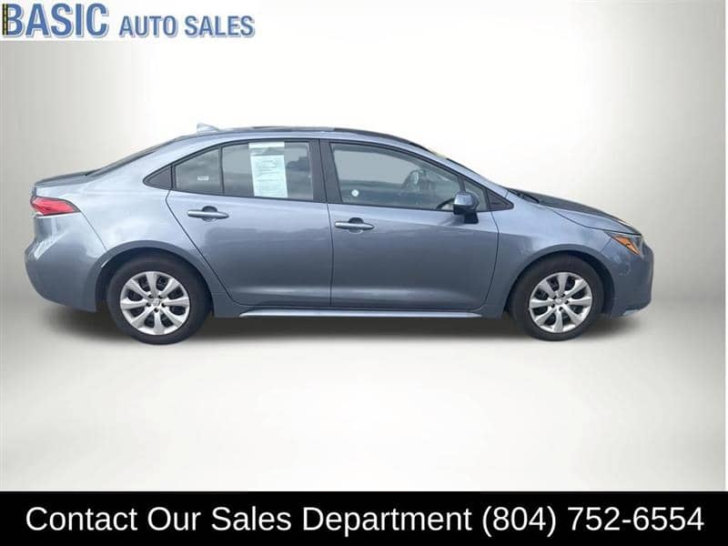 2026 Toyota Corolla LE, photo 1 of 10
