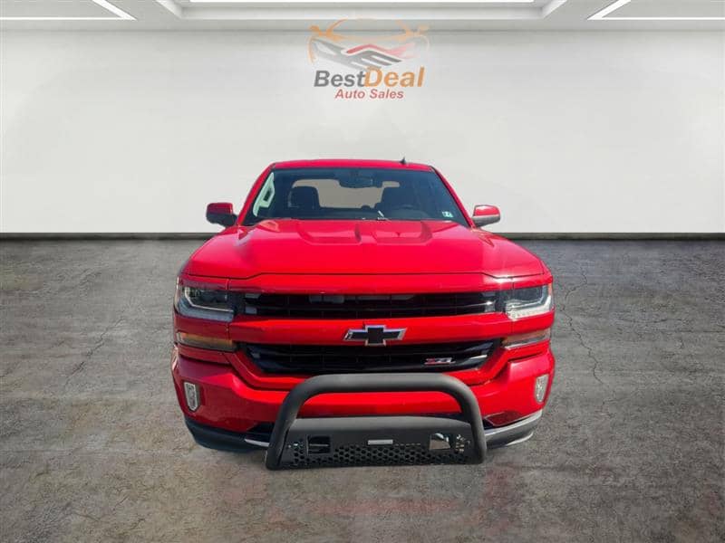 2017 Chevrolet Silverado 1500 LT, photo 1 of 11