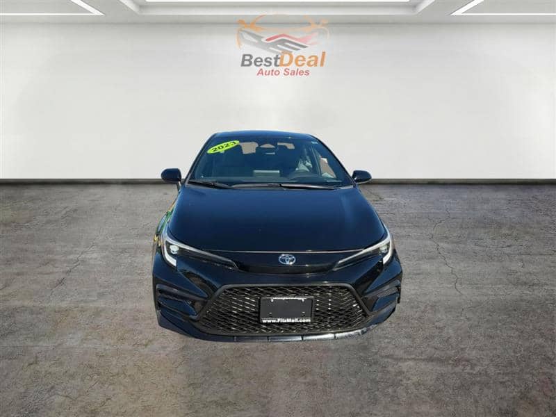 2023 Toyota Corolla SE, photo 1 of 11