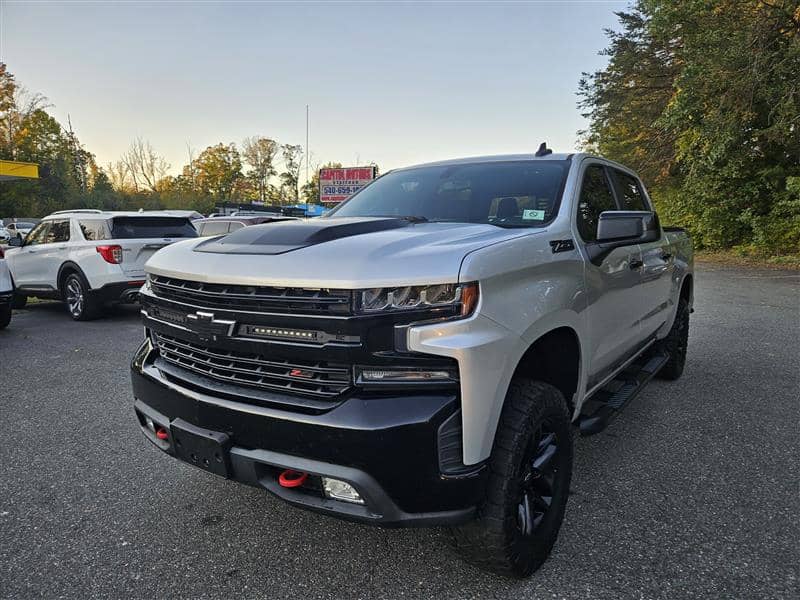 2019 Chevrolet Silverado 1500 LT Trail Boss, photo 1 of 11