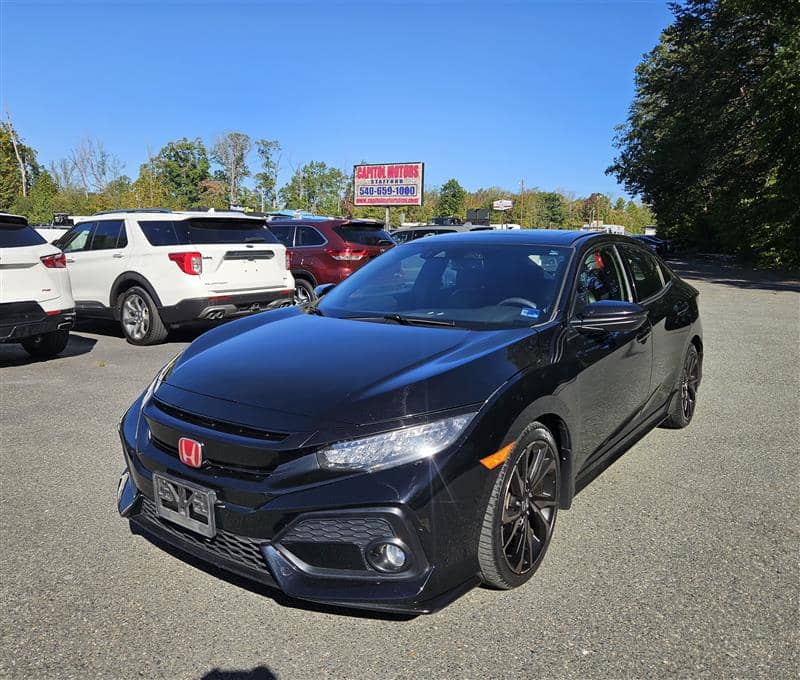 2019 Honda Civic Sport Touring, photo 1 of 11