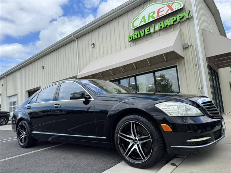 2010 Mercedes-Benz S-Class S 550, photo 1 of 11