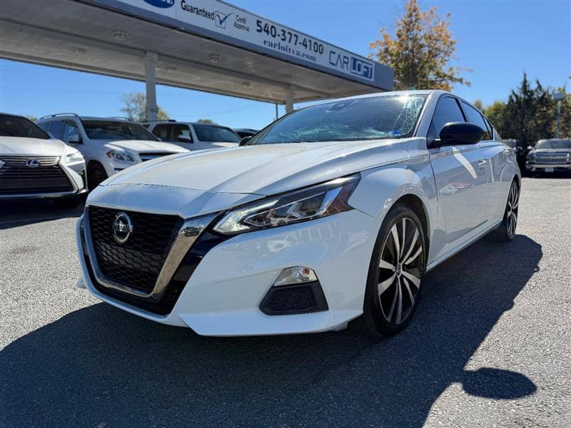 2020 Nissan Altima 2.5 SR, photo 1 of 11