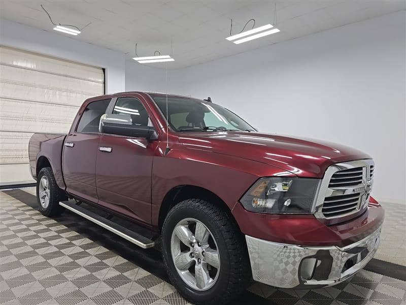 2017 RAM 1500 Big Horn Crew Cab 4WD, photo 1 of 11
