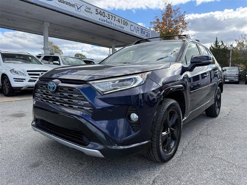 2020 Toyota RAV4 Hybrid XSE, photo 1 of 11