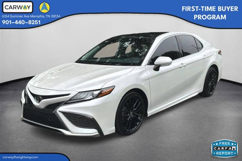 2021 Toyota Camry XSE, photo 1 of 11