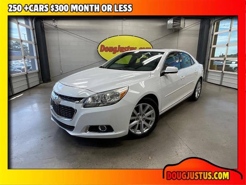 2015 Chevrolet Malibu LT, photo 1 of 11