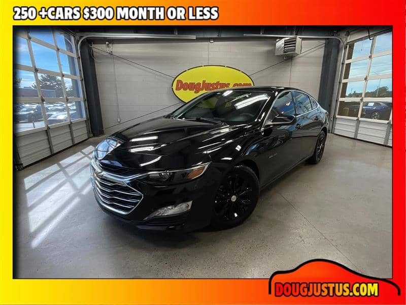 2023 Chevrolet Malibu LT, photo 1 of 11