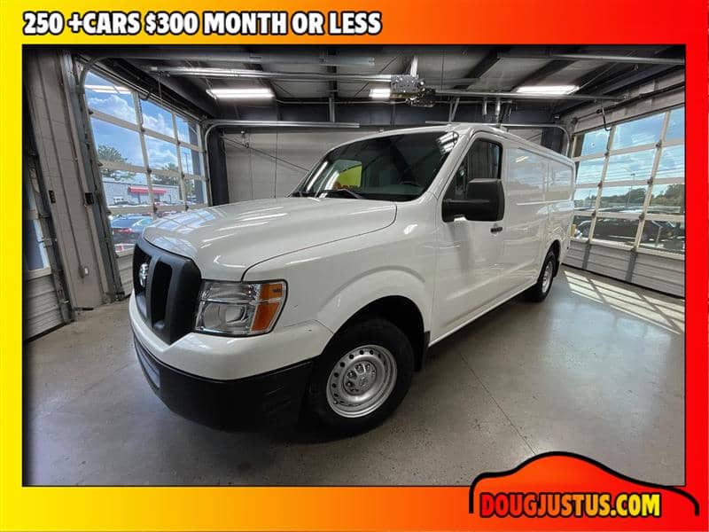 2020 Nissan NV Cargo S, photo 1 of 11