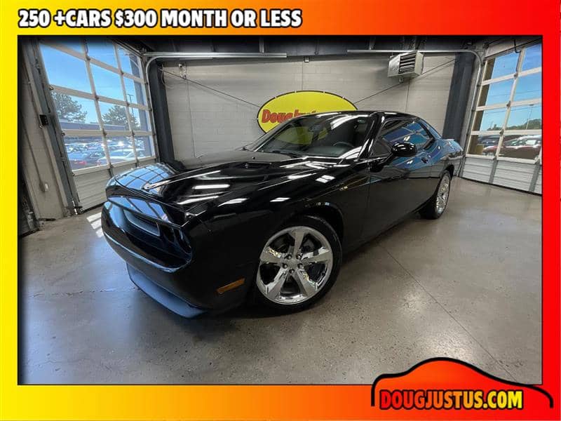 2012 Dodge Challenger SXT, photo 1 of 11