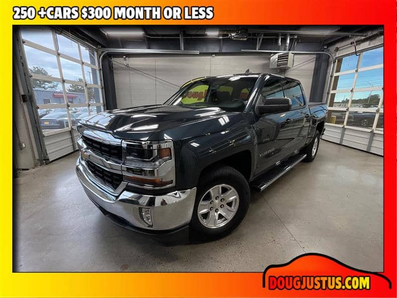 2017 Chevrolet Silverado 1500 LT, photo 1 of 11