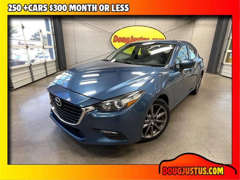 2018 Mazda Mazda3 Touring, photo 1 of 11
