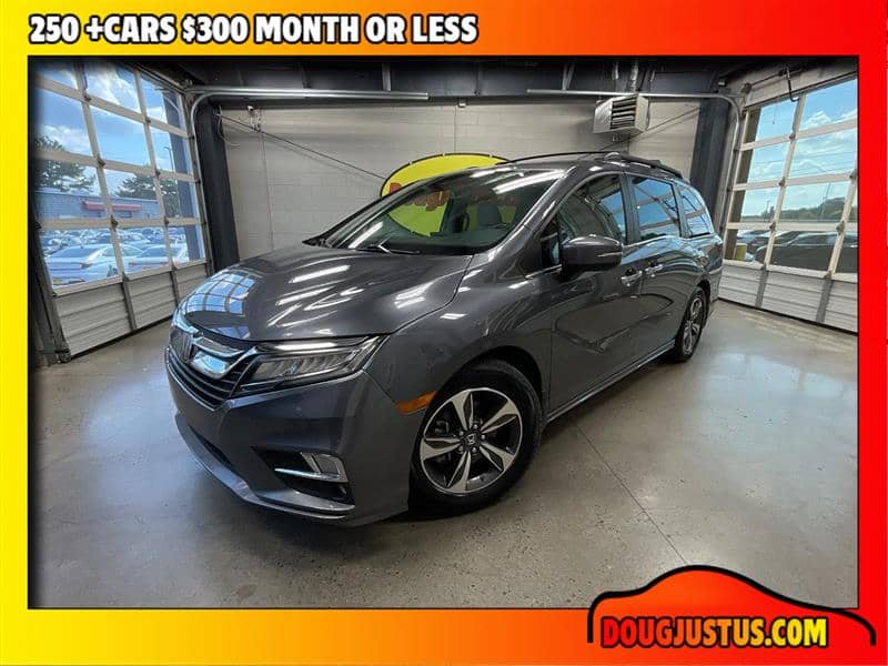 2018 Honda Odyssey Touring, photo 1 of 11